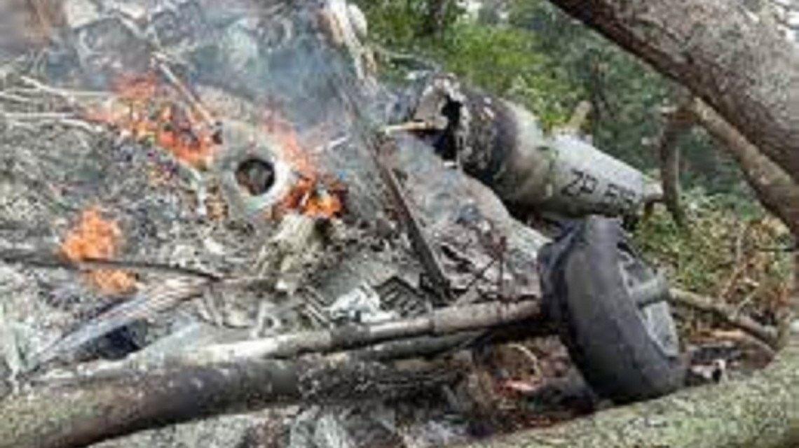 भारतीय रक्षा प्रमुख विपिन रावत सवार सेनाको हेलिकप्टर दुर्घटना 