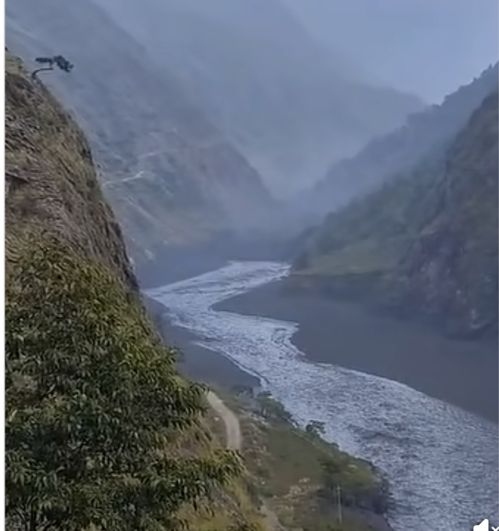 बुढीगण्डकीमा आकस्मिक बाढी : नदी थुनिएर फुटेको हुन सक्ने प्रारम्भिक अनुमान