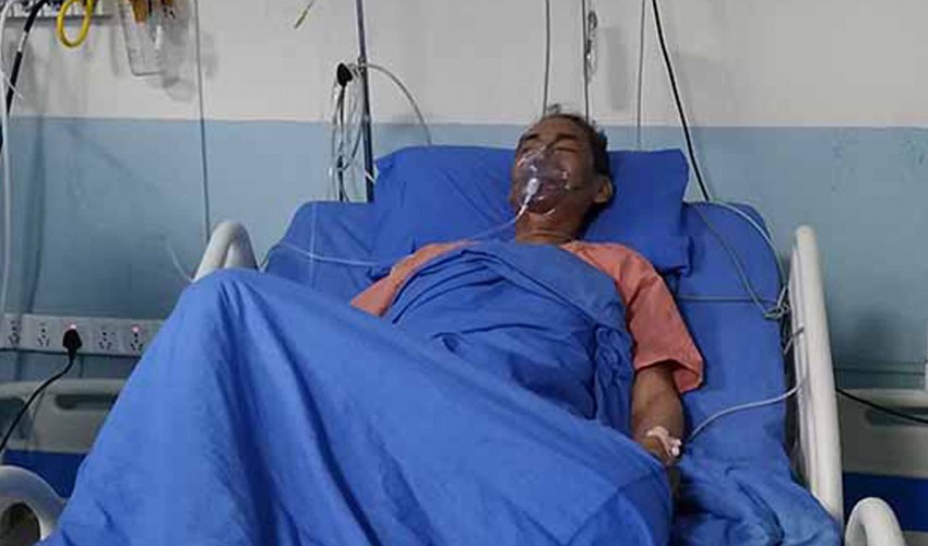 कांग्रेस  कैलालीको टोली प्रदेश प्रमुख  मल्लको स्वास्थ्य अवस्था बुझ्न दिल्लीमा