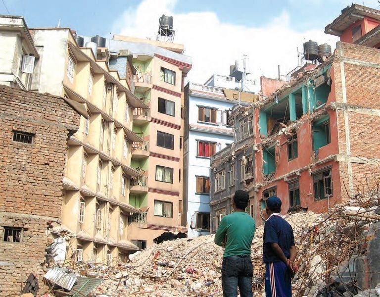भारतमा निर्माणाधीन भवन बिल्डिङको भवन ढल्दा बझाङका तीन जनाको ज्यान गयो