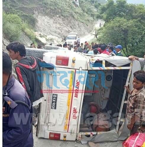 बाजुरामा जिप दुर्घटना हुँदा ३ जना घाईते