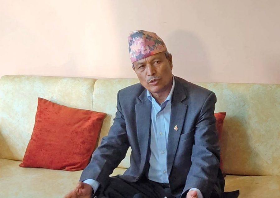 मलाई घचेटिराखे नयाँ पाइला चाल्न सक्छु : भीम रावल