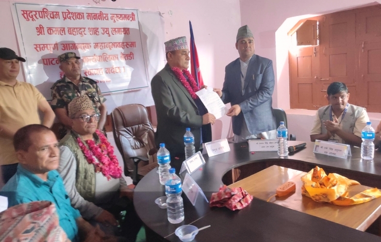 सुदूरपश्चिमका मुख्यमन्त्री शाहसमक्ष हवाई सेवा सञ्चालनको माग