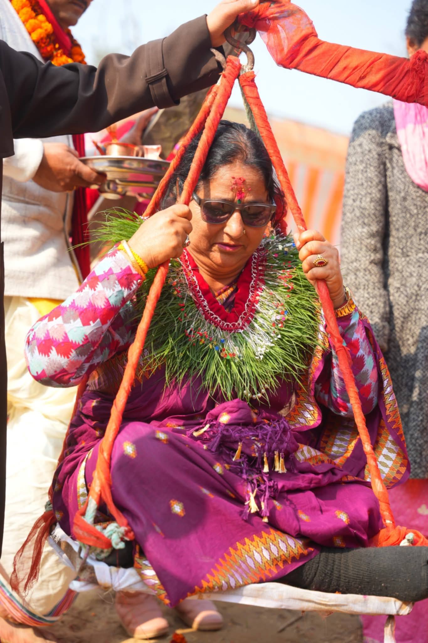 गोदावरीमा श्रीमद् भागवत ज्ञान महायज्ञ : जानकी मलासीद्वारा तुला दान