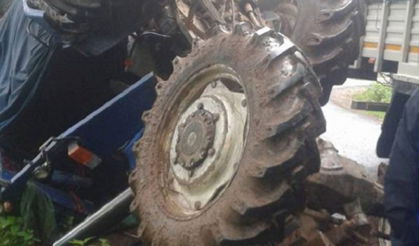 कैलालीमा ट्याक्टर दुर्घटना हुँदा १ जनाको मृत्यु