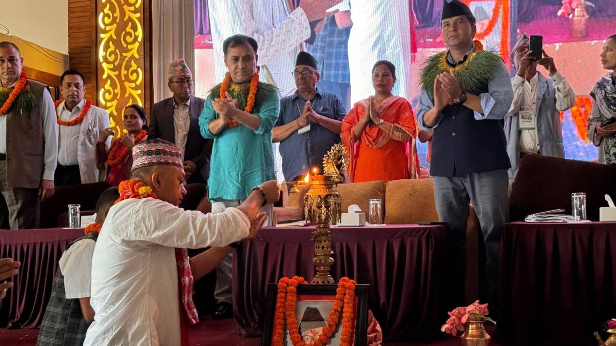 गगन थापा धनगढीमा, कांग्रेस प्रदेशस्तरीय भेलामा आन्तरिक समीकरणको चासो बढ्यो