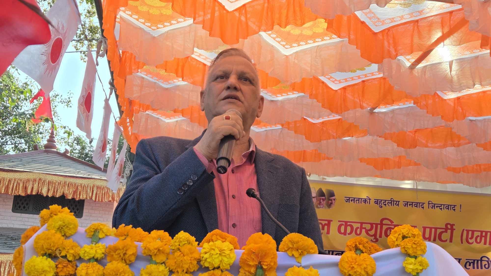 एमाले सभामा सचिब लेखराज भट्टको चेतावनी : “टाइगर अभि जिन्दा है, एमाले जिउँदै छ”