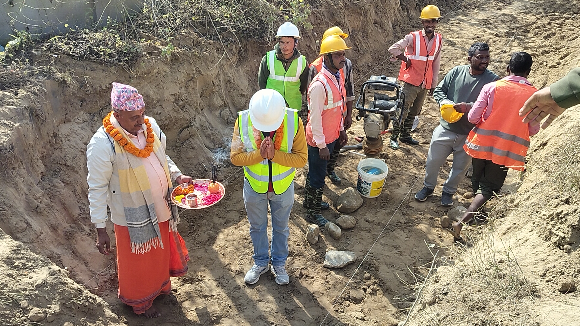 कैलालीको गोदावरीमा एडीबी सहयोगको ३२ करोड बढीको सडक र ढल परियोजना सुरु