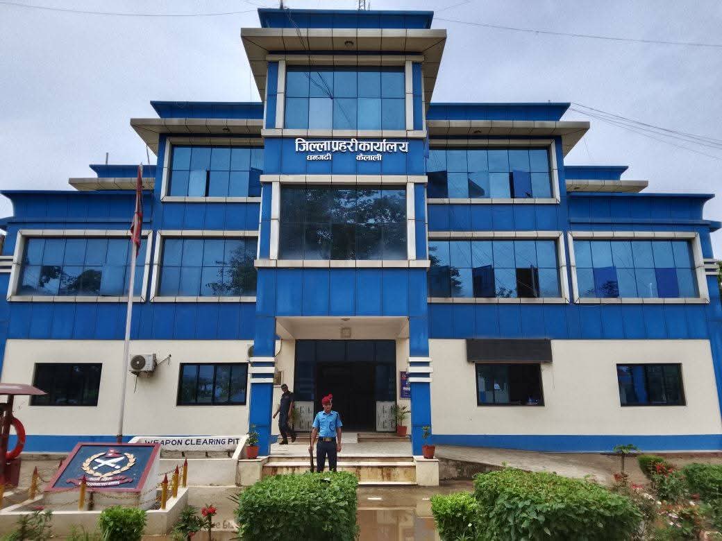 कैलाली प्रहरीले सादा पोसाक टोली हटायो