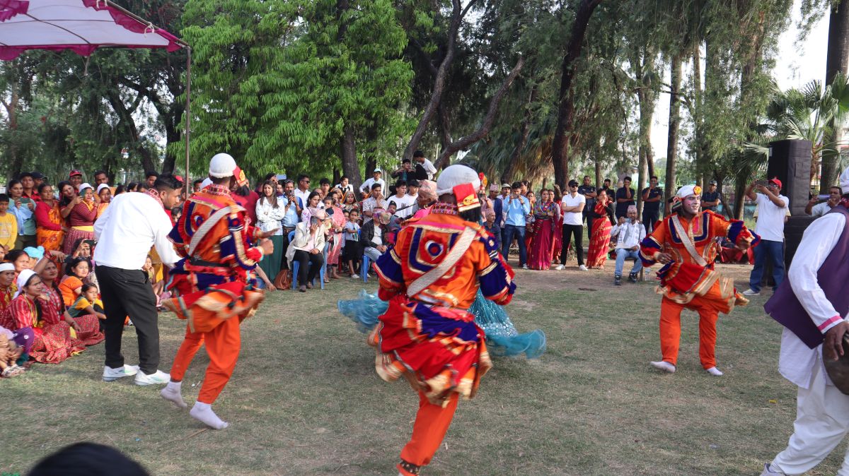 सुदूरपश्चिमको प्रसिद्ध छलिया नाच व्यावसायिक हुदै