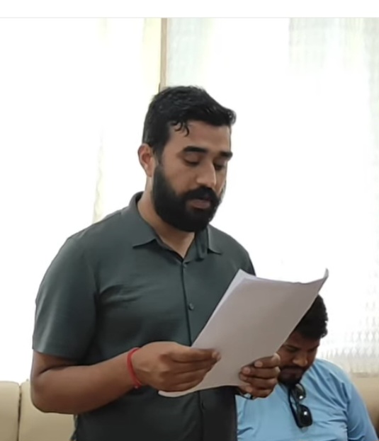 कैलालीको  गोदावरीमा निजी विद्यालयहरुको नगरपालिकालाई  ज्ञापनपत्र