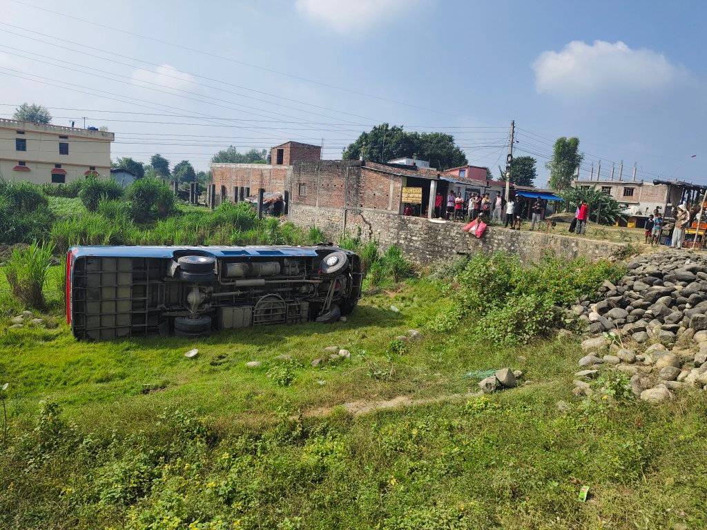 कञ्चनपुरमा बस दुर्घटना हुँदा एक जनाको मृत्यु