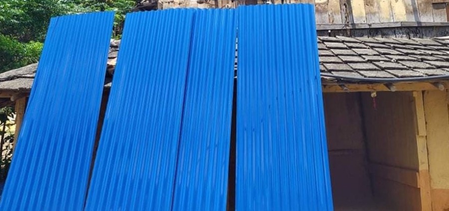 बाजुरामा नयाँ घर बनाउँदा अधिकांश स्थानीयले गर्न थाले जस्तापाताको प्रयोग