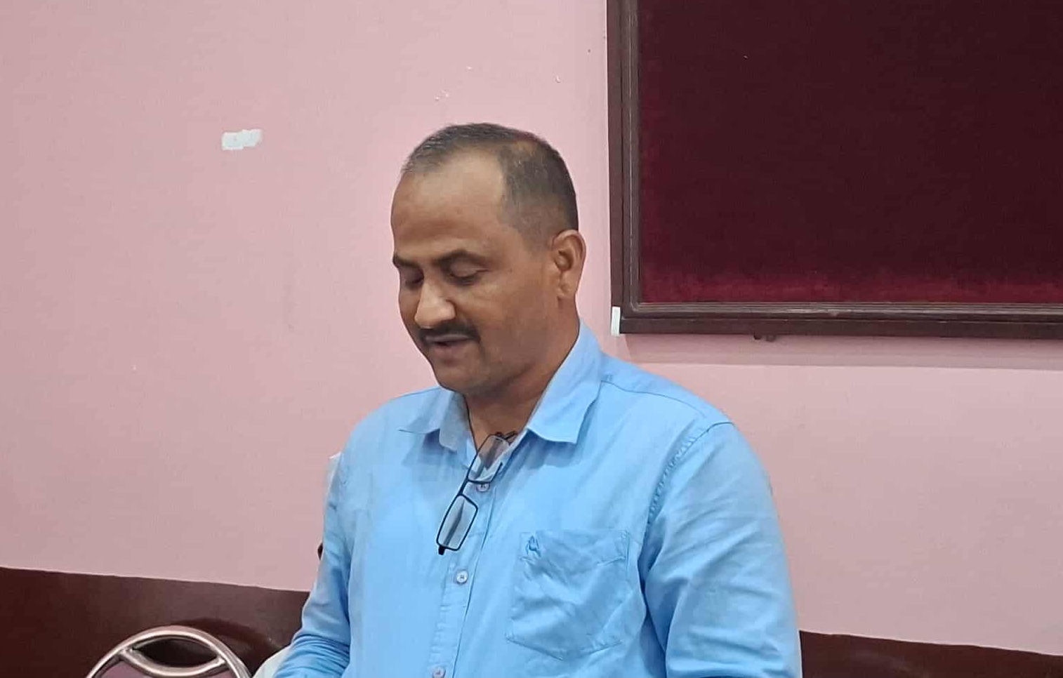 नारायण भट्टको अंहकारले २५ महिना देखि बैठकमा बोलाइएको छैन :  उप- सभापति भिम बडुवाल