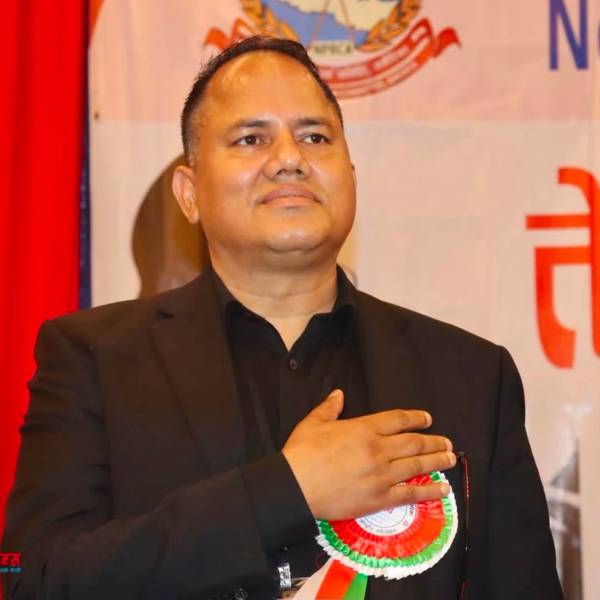 आनन्द बिष्टद्वारा कांग्रेसको विपद् राहत कोषमा एक लाख सहयोग