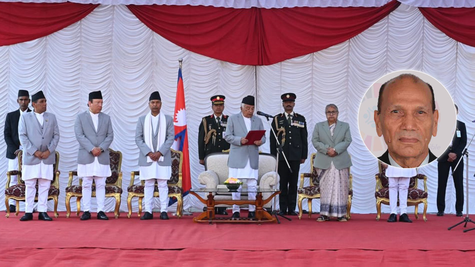 अवकाशप्राप्त रथी बालानन्द शर्माले परराष्ट्र मन्त्रीको शपथ ग्रहण गरे