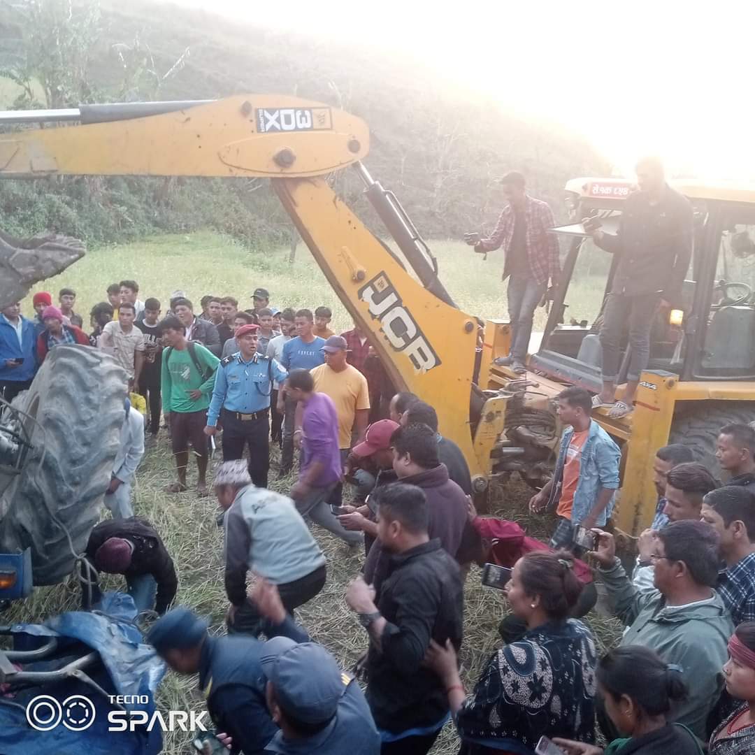 कैलालीको चुरेमा ट्याक्टर दुर्घटना हुँदा चालक को निधन