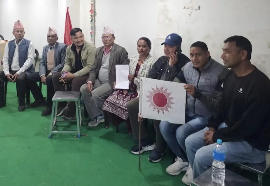 अछाममा चुनावी सरगर्मी : पूर्व राज्यमन्त्री मनाकुमारी साउदसहित ६४ नेता एमालेमा फर्किए