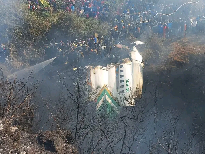 विमान दुर्घटना : ६८ जनाको शव फेला