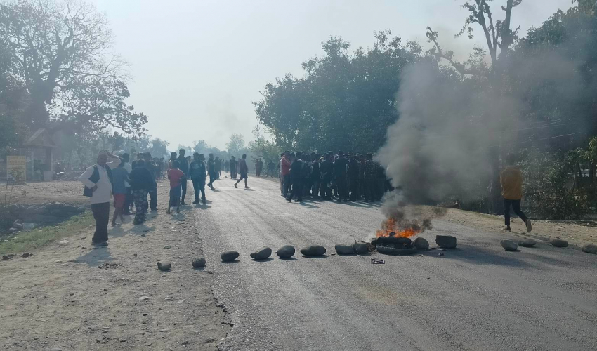 गोदावरी - ६ लालपुरमा स्कुल बसको ठक्करबाट महिलाको मृत्यु