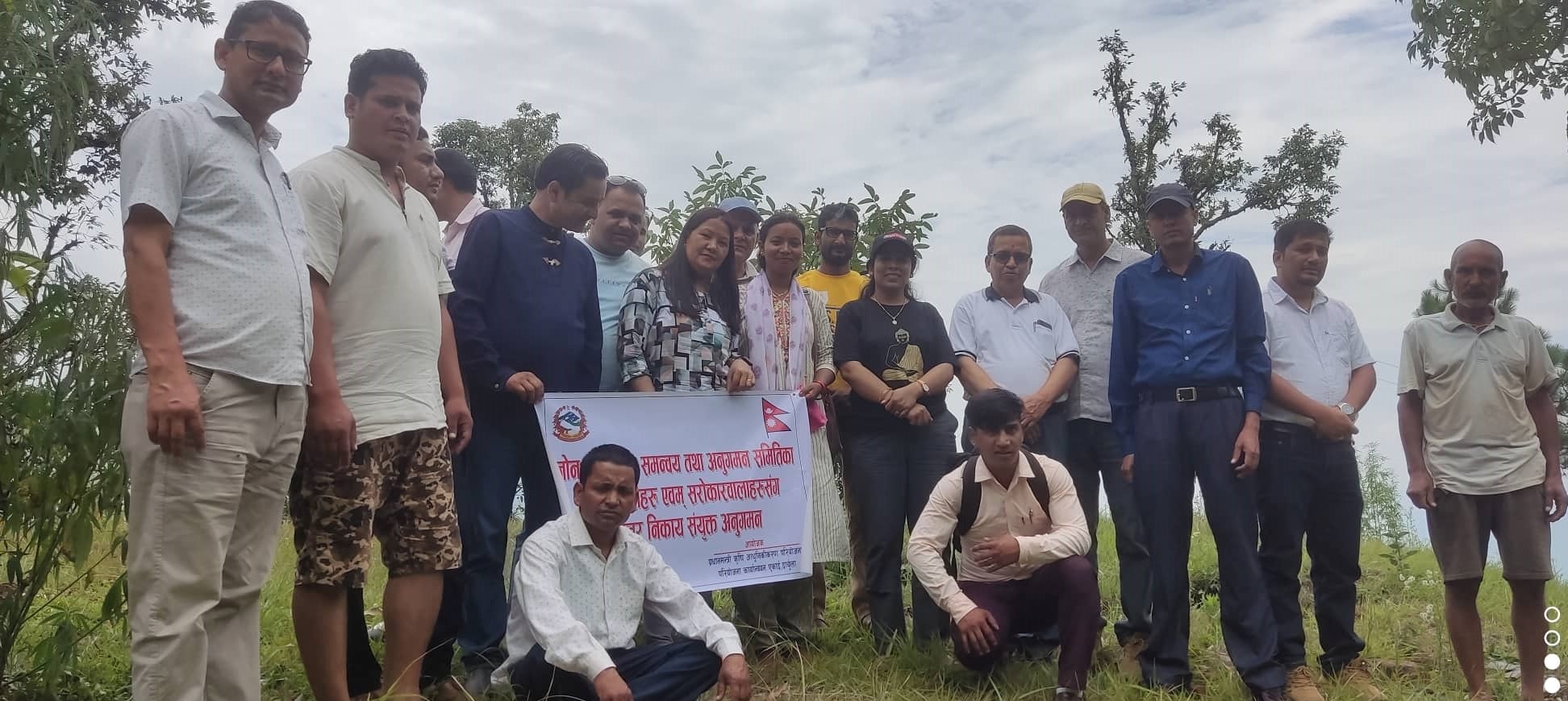 दार्चुलामा ओखर खेतीको अनुगमन