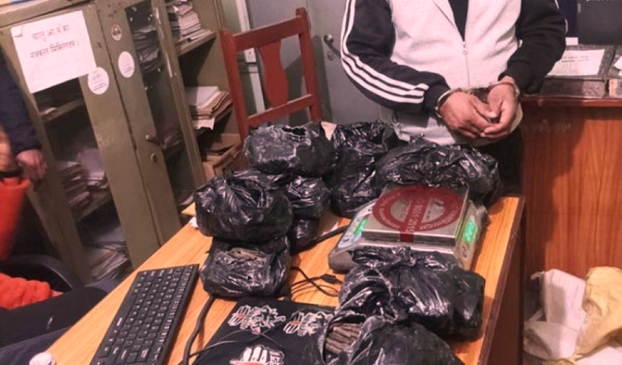 गोदावरी- २ मा लागुऔषधसहित एकजना पक्राउ