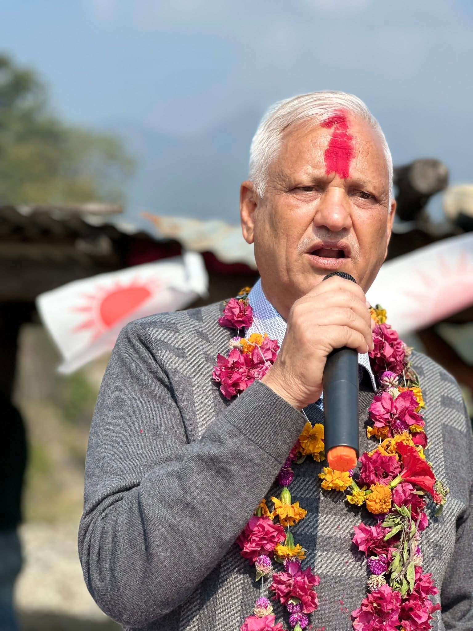 कैलाली–४ मा लेखराज भट्टको प्रचार तीव्र