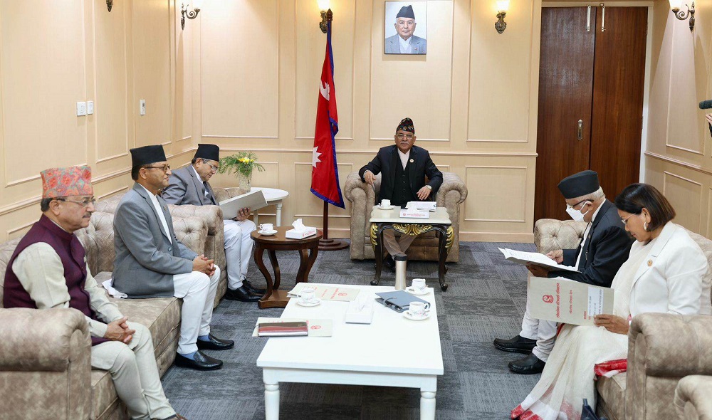 बिना निष्कर्ष टुङ्गियो संवैधानिक परिषद्को बैठक