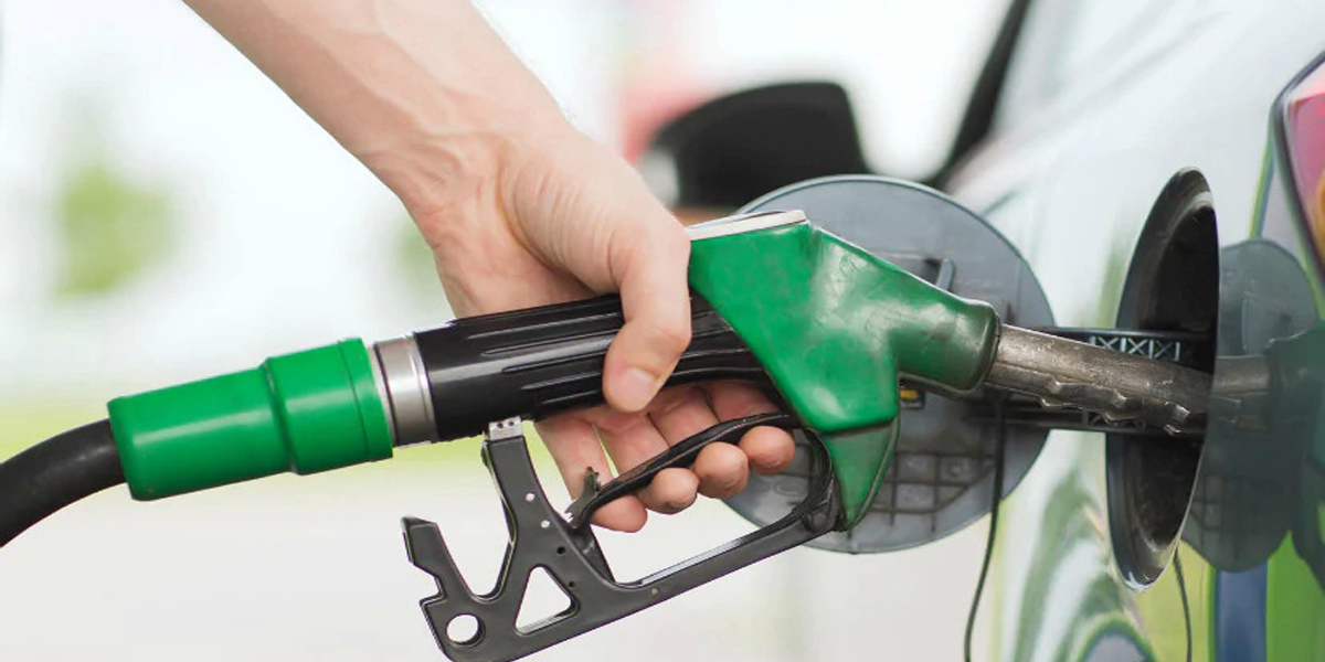 भारतबाट फेरि घटेर आयो पेट्रोल र डिजलको मूल्य